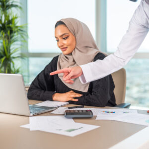 مهارات التيسير ومتابعة عمل الفريق